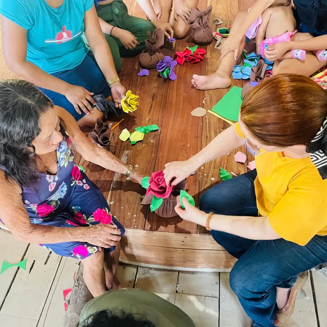 Ações sociais e artesanato